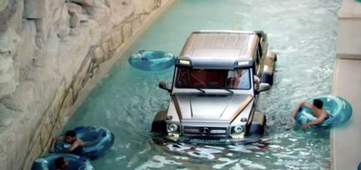 positive-news-mercedes-water-sand