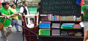 efren penaflorida philippines cnn hero pushcart classroom