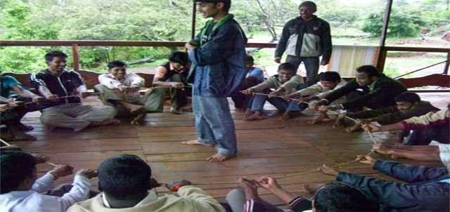 mava yuva maitri