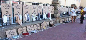 street store free clothing store